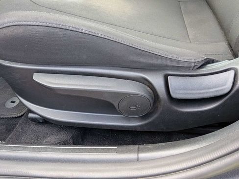 Used 2021 Hyundai Elantra SEL FWD image 21