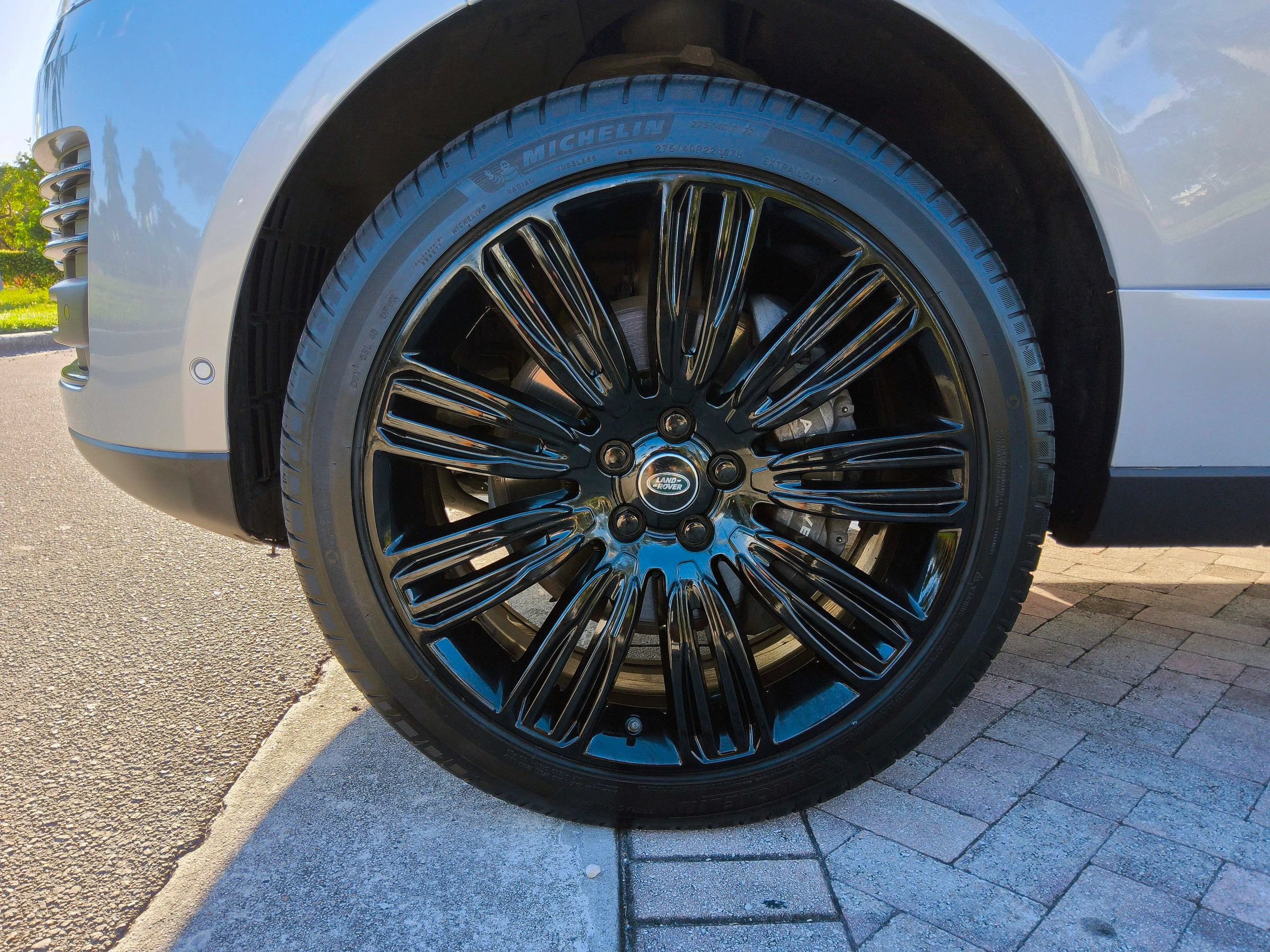 Used 2019 Land Rover Range Rover Supercharged AWD/4WD image 48