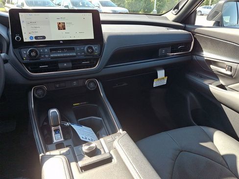 New 2026 Toyota Grand Highlander AWD Hybrid image 12