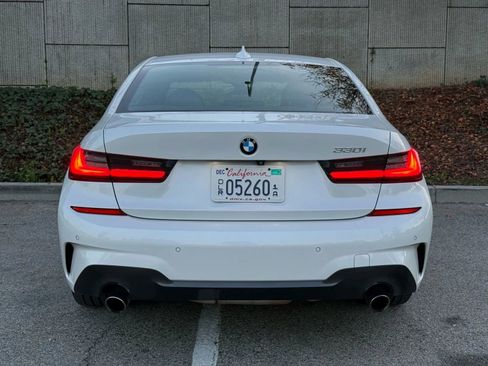 Used 2019 BMW 330i Sedan w/ M Sport Package image 13