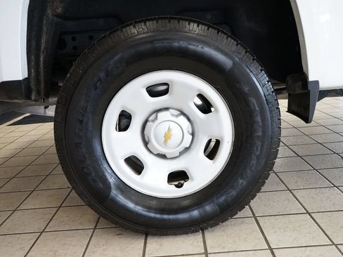 Used 2020 Chevrolet Colorado W/T RWD image 46