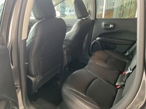 Used 2019 Jeep Compass Altitude image 15