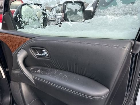 Used 2019 Nissan Armada SL w/ Premium Package image 18