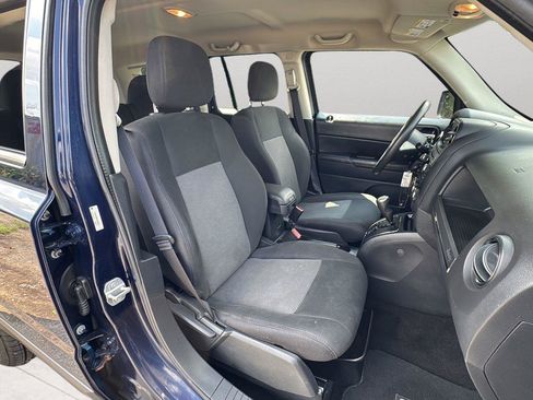 Used 2014 Jeep Patriot Sport w/ Power Value Group AWD/4WD image 21