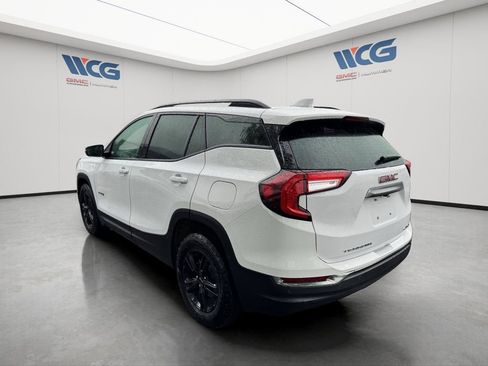 Used 2024 GMC Terrain AT4 AWD/4WD image 6