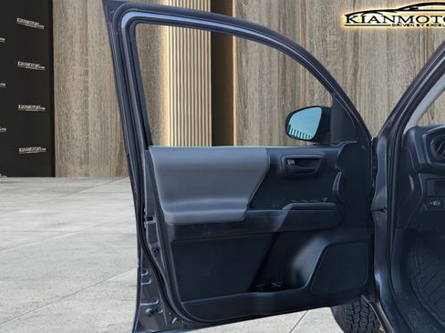 Used 2019 Toyota Tacoma SR image 14