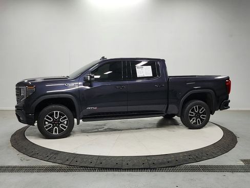 Used 2026 GMC Sierra 1500 AT4 w/ AT4 Premium Package AWD/4WD image 4