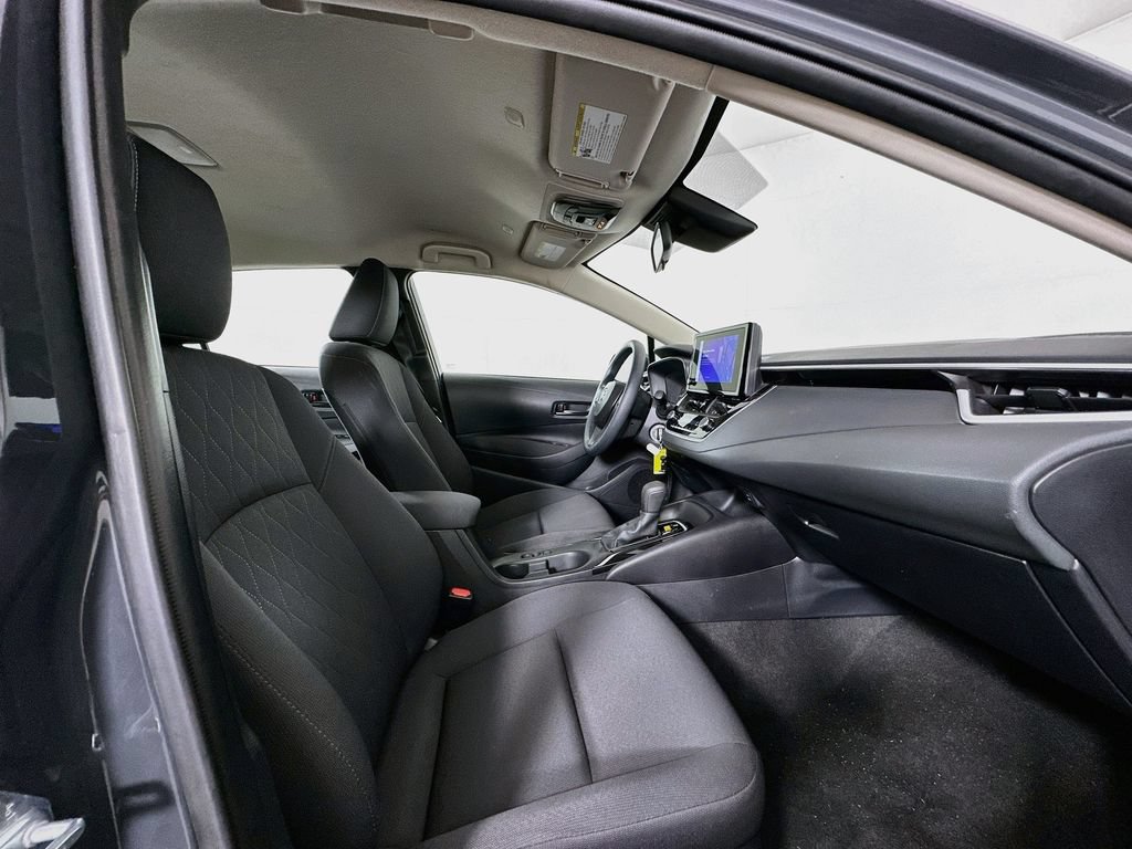 Certified 2025 Toyota Corolla LE FWD image 26