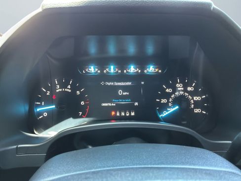 Used 2018 Ford F150 XL w/ Equipment Group 101A Mid AWD/4WD image 12