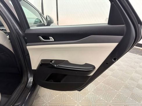 Used 2022 Kia K5 LXS image 17