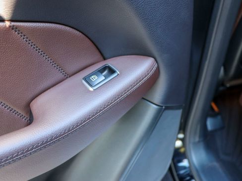 Used 2015 Mercedes-Benz GL 450 4MATIC image 24