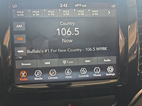 Used 2019 Jeep Cherokee Limited AWD/4WD image 22