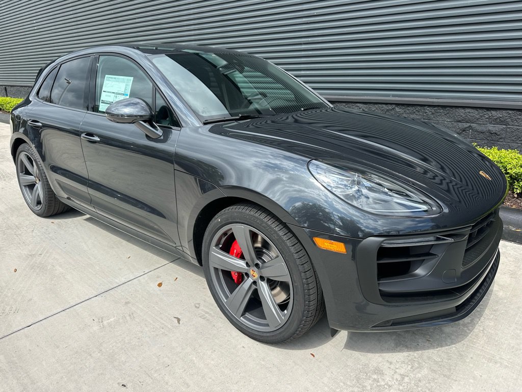 Used 2026 Porsche Macan GTS AWD/4WD image 11
