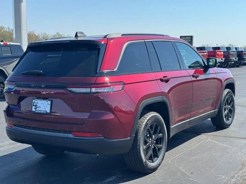 New 2026 Jeep Grand Cherokee Altitude AWD/4WD image 3