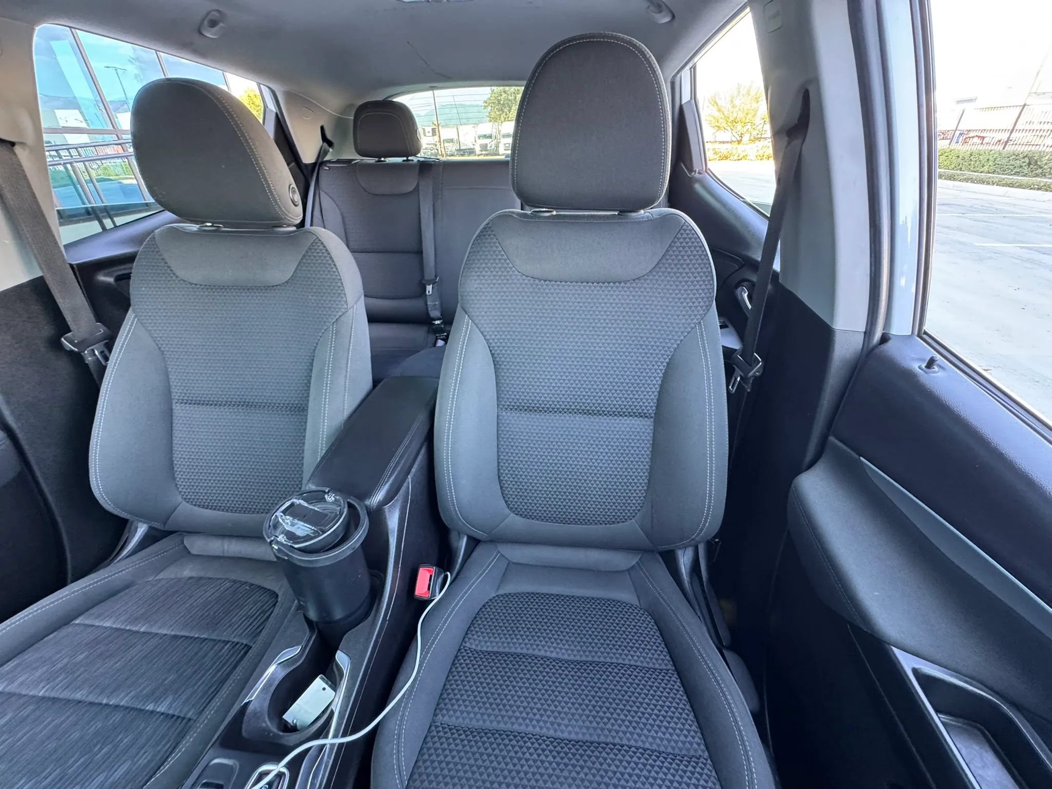 Used 2023 Chevrolet Bolt LT FWD image 3
