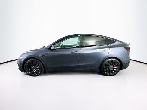 Used 2022 Tesla Model Y Performance image 4