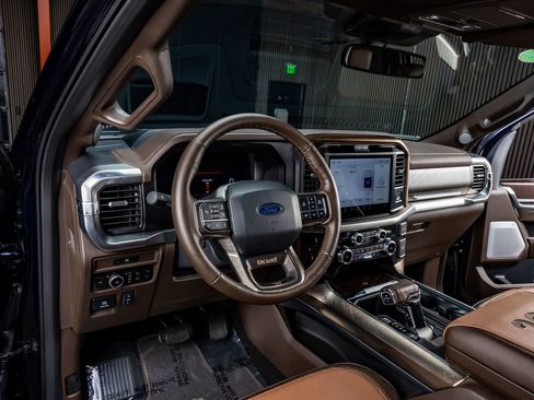 Used 2025 Ford F150 King Ranch w/ FX4 Off-Road Package image 17