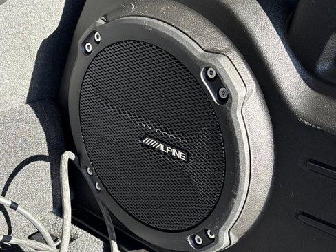 Used 2022 Jeep Wrangler Unlimited Rubicon 4xe w/ Cold Weather Group image 9