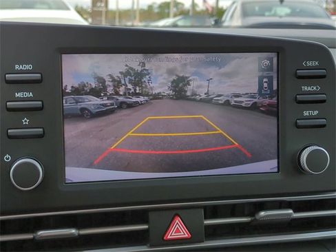 Certified 2023 Hyundai Elantra Blue image 19