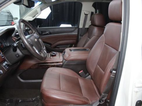 Used 2015 Chevrolet Tahoe LTZ RWD image 17