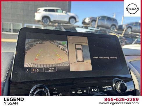 Used 2023 Nissan Armada SL image 24