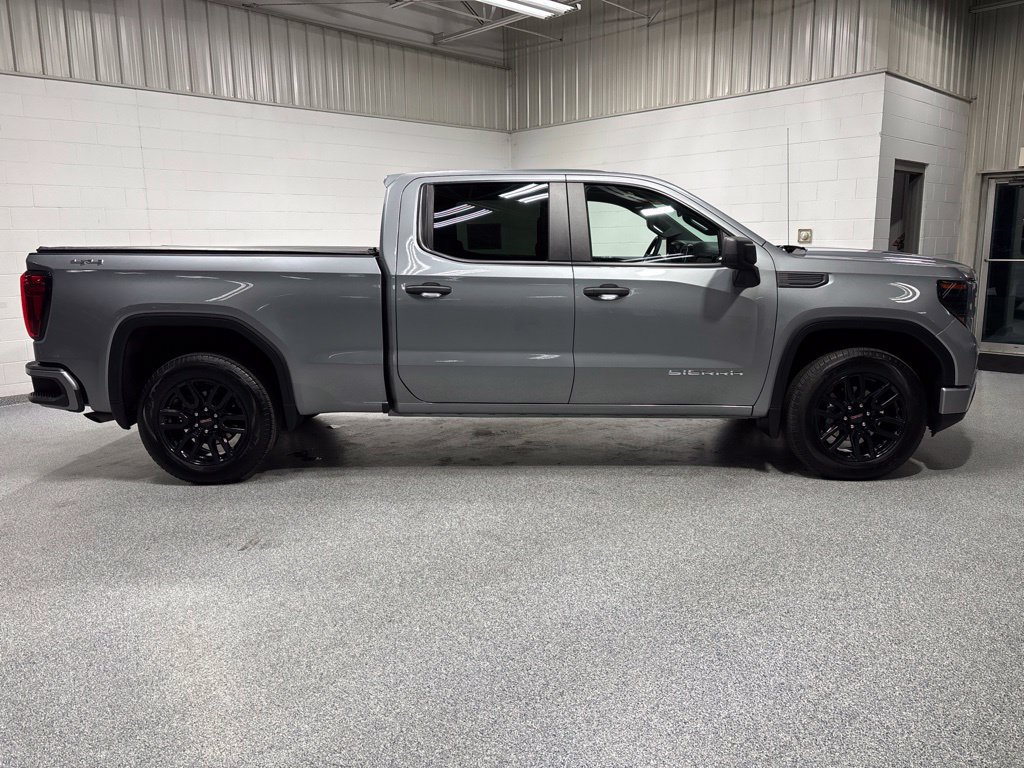 Used 2024 GMC Sierra 1500 Pro w/ Graphite Edition AWD/4WD image 8