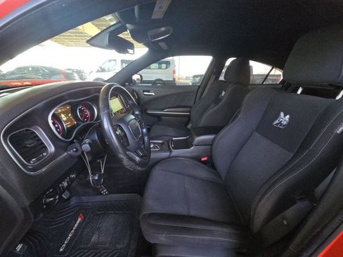 Used 2017 Dodge Charger R/T Scat Pack image 9