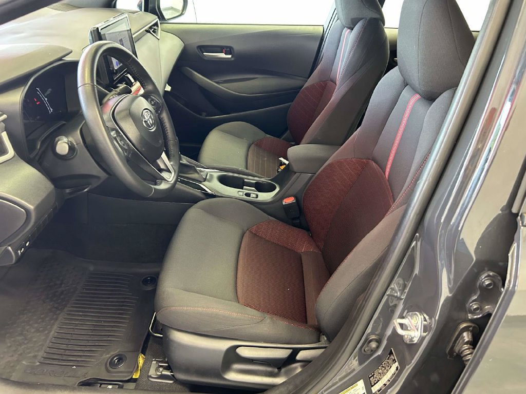 Used 2026 Toyota Corolla SE FWD image 15
