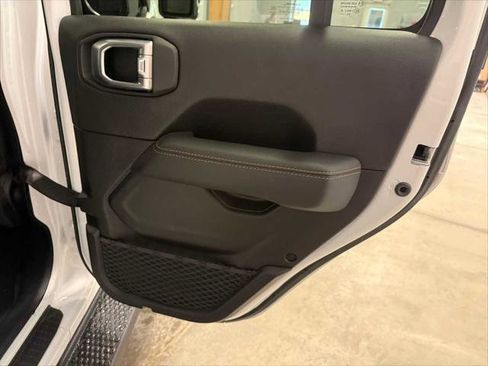 Certified 2021 Jeep Wrangler Unlimited Sahara AWD/4WD image 25
