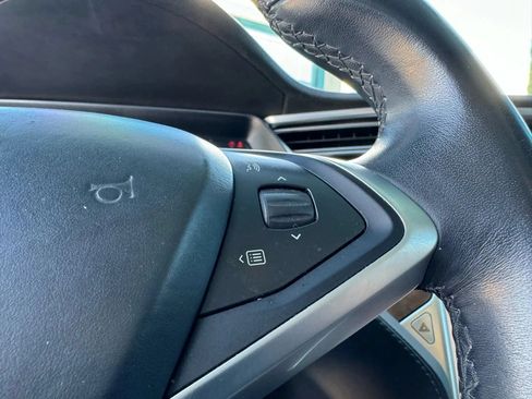 Used 2019 Tesla Model X Long Range AWD/4WD image 30