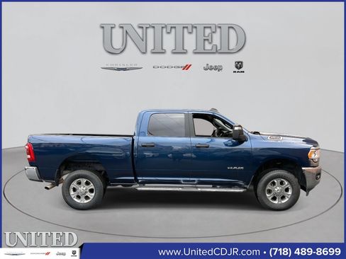 Used 2024 RAM 2500 Big Horn w/ Level 2 Equipment Group image 2