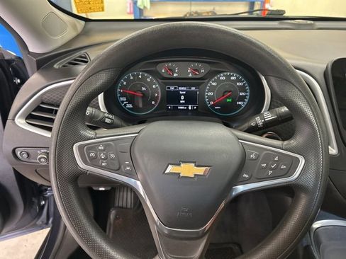 Used 2023 Chevrolet Malibu LT image 11