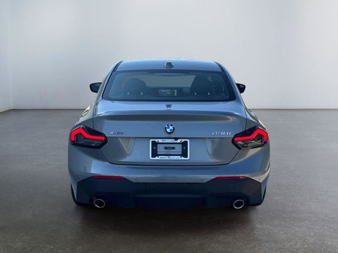 Used 2025 BMW 230i xDrive Coupe w/ M Sport Package AWD/4WD image 4