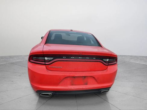 Used 2020 Dodge Charger SXT w/ Leather Interior Group image 4