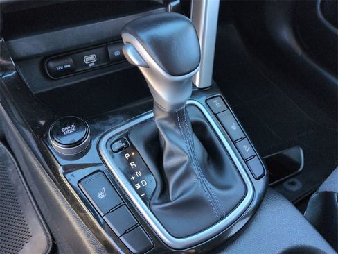 Used 2023 Kia Seltos S w/ Navigation Package image 21