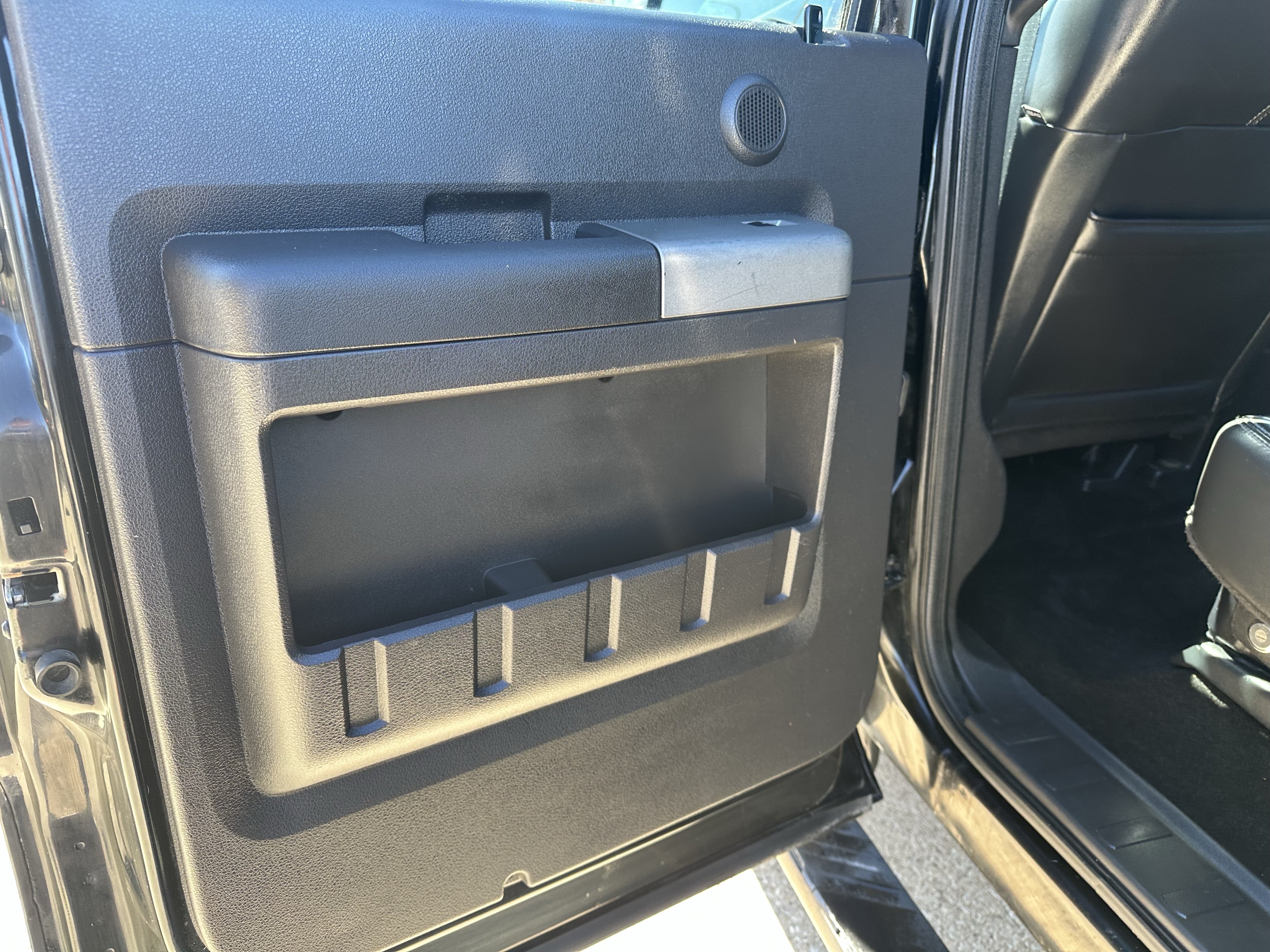 Used 2011 Ford F350 Lariat w/ Lariat Interior Pkg AWD/4WD image 7