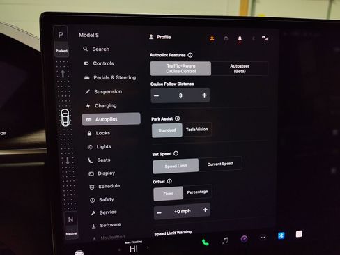 Used 2022 Tesla Model S image 39