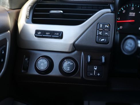 Used 2017 GMC Yukon XL Denali w/ Open Road Package image 12