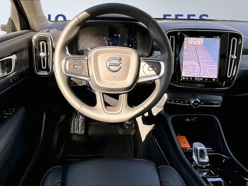 Used 2023 Volvo XC40 B5 Plus w/ Driver Assist Package image 8