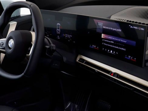 New 2026 BMW iX xDrive45 w/ Climate Comfort Package image 23