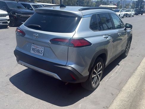 Used 2025 Toyota Corolla Cross XLE AWD/4WD image 5