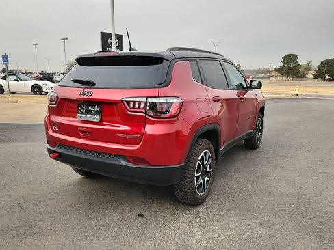 Used 2025 Jeep Compass Trailhawk AWD/4WD image 7