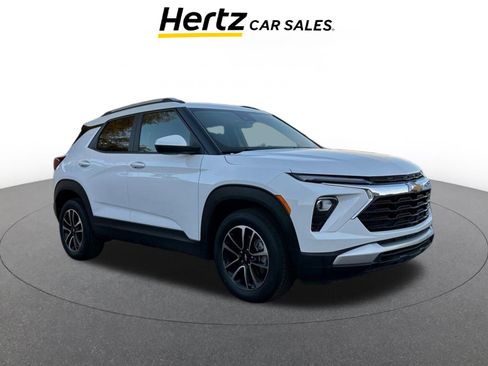 Used 2025 Chevrolet TrailBlazer LT image 1