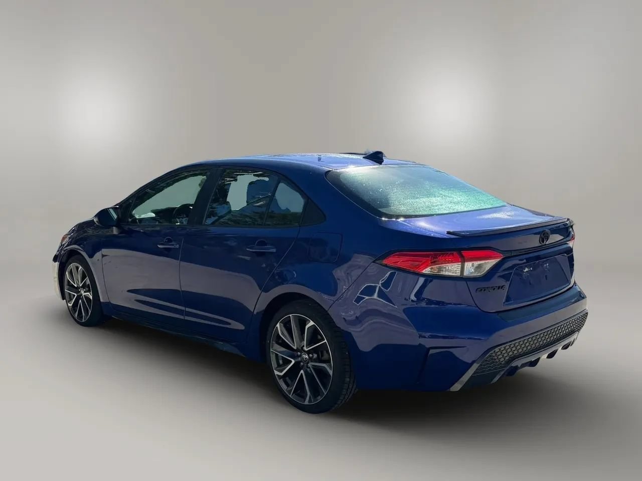 Used 2020 Toyota Corolla SE FWD image 6