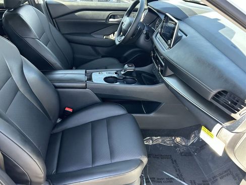 New 2026 Nissan Rogue Dark Armor image 9