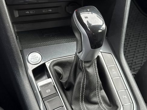 Used 2022 Volkswagen Tiguan SE R-Line AWD/4WD image 24
