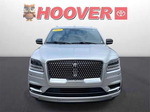 Used 2019 Lincoln Navigator Select image 7