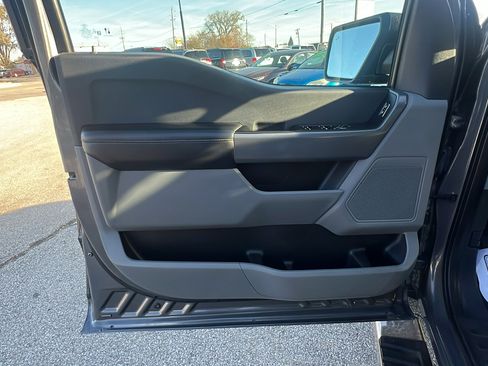 Used 2021 Ford F150 XLT w/ Trailer Tow Package image 10