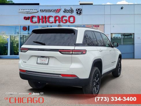 New 2026 Jeep Grand Cherokee Laredo image 3