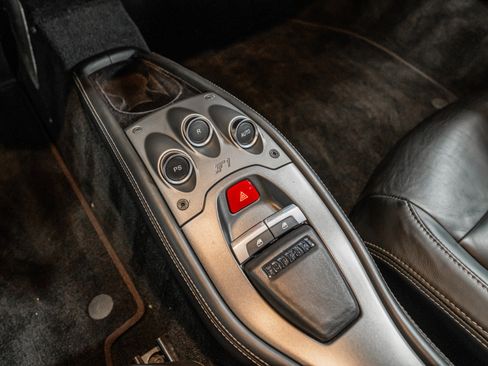 Used 2012 Ferrari 458 Italia Coupe image 25